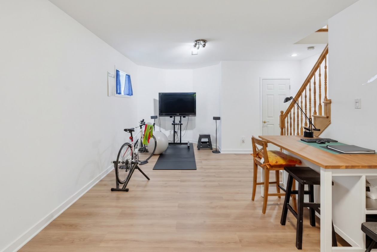 Salle familiale — 39 Rue du Mont-Joël, Cantley