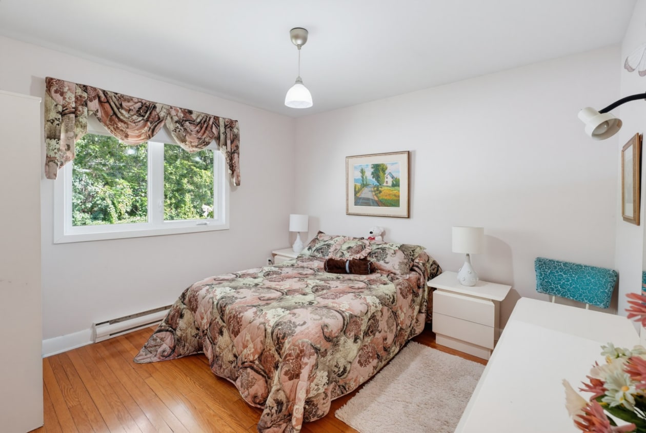 Chambre à coucher — 19 Rue de Versailles, Gatineau