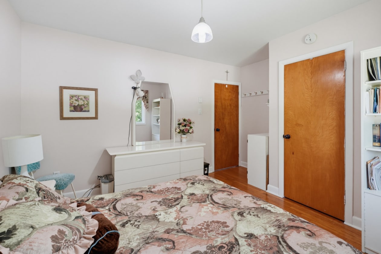 Chambre à coucher — 19 Rue de Versailles, Gatineau