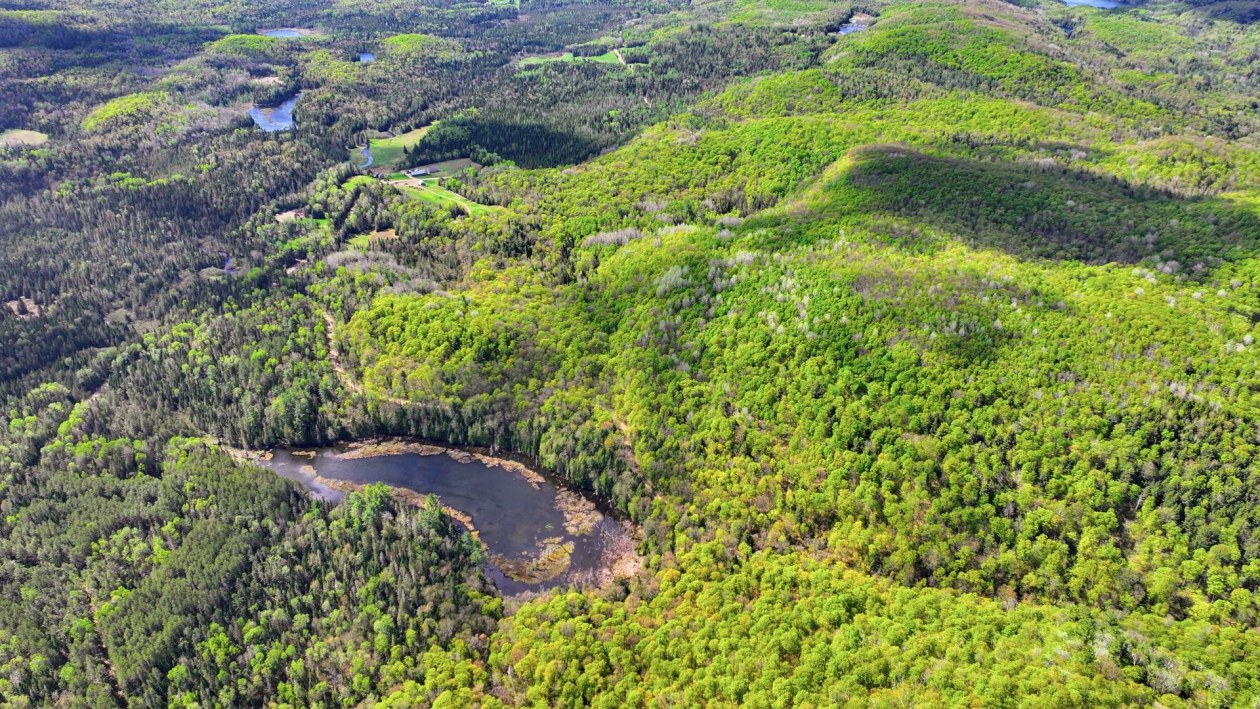 Photo aérienne — Ch. du Lac-Hawk, Mulgrave-et-Derry