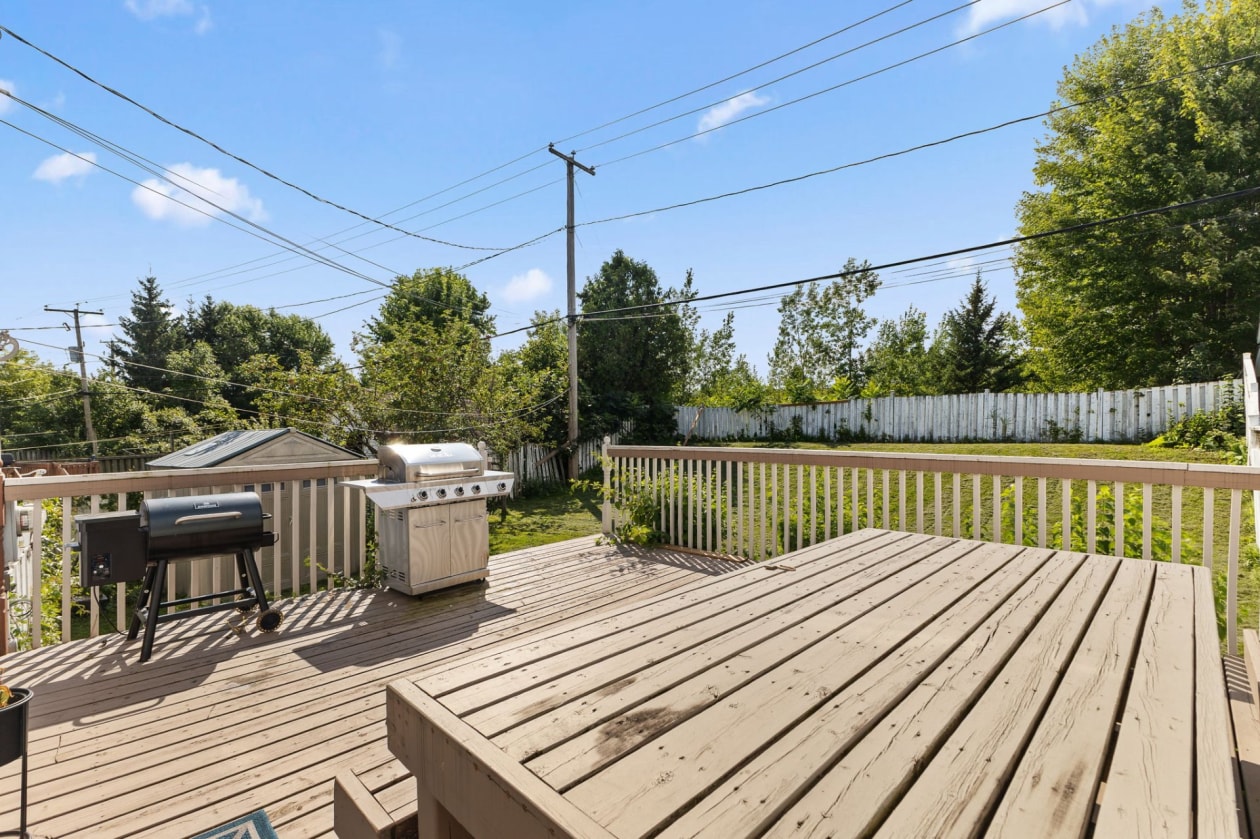 Balcon — 182 Rue des Tulipes, Gatineau