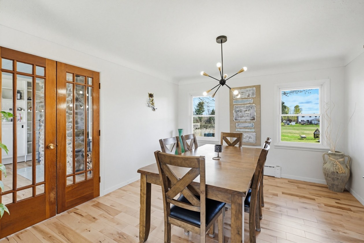 Salle à manger — 385 Rue Birch, Shawville