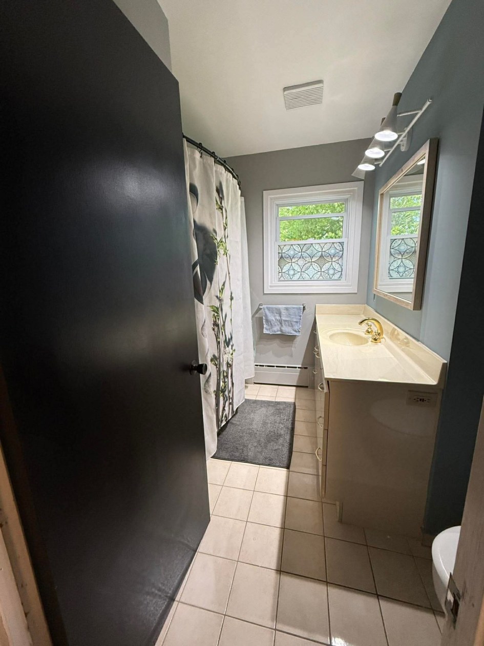 Salle de bains — 385 Rue Birch, Shawville