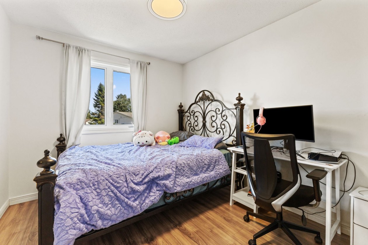 Chambre à coucher — 182 Rue des Tulipes, Gatineau