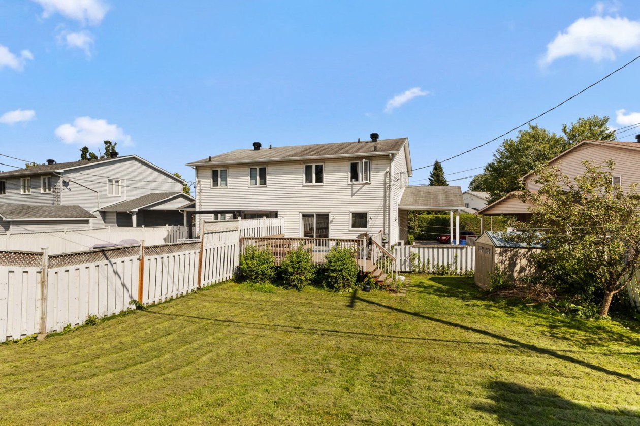 Cour — 182 Rue des Tulipes, Gatineau