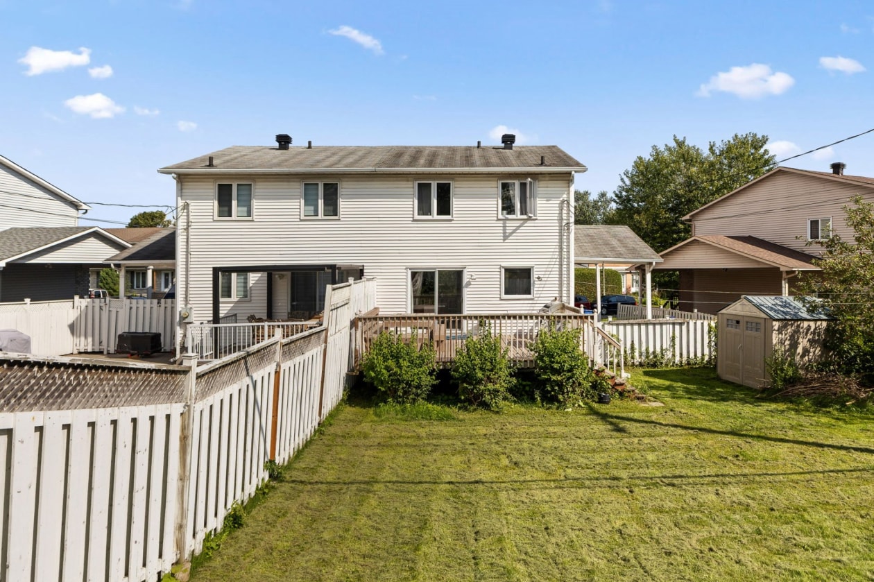 Cour — 182 Rue des Tulipes, Gatineau