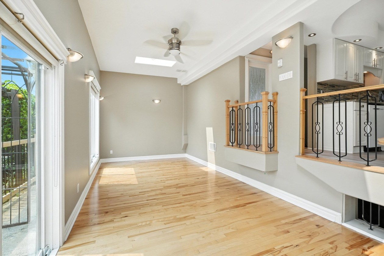 Salon — 416 Rue Duquette O., Gatineau
