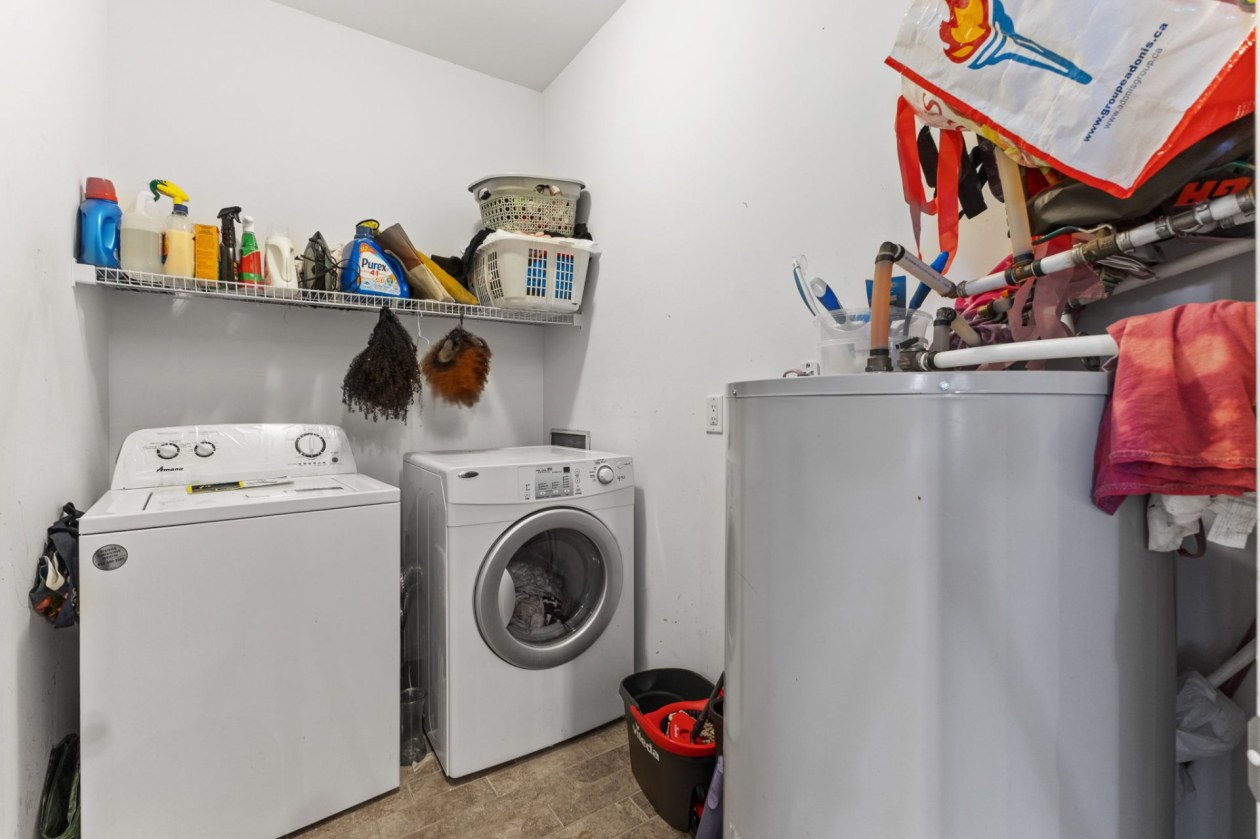 Laundry room — 72 Rue de Bruxelles, Gatineau