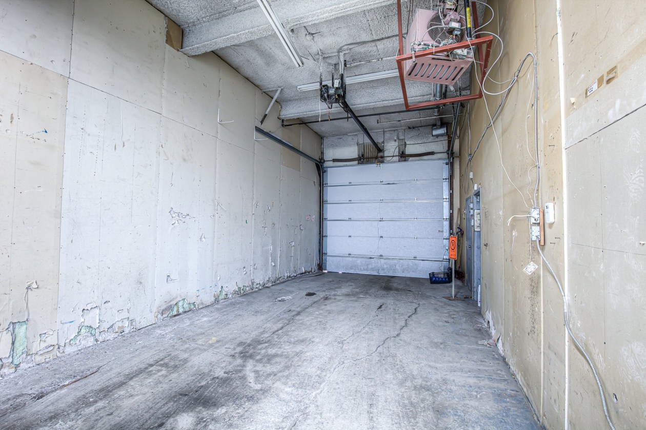 Salle de réception — 2023 - 2025 Boul. St-Laurent, Montréal