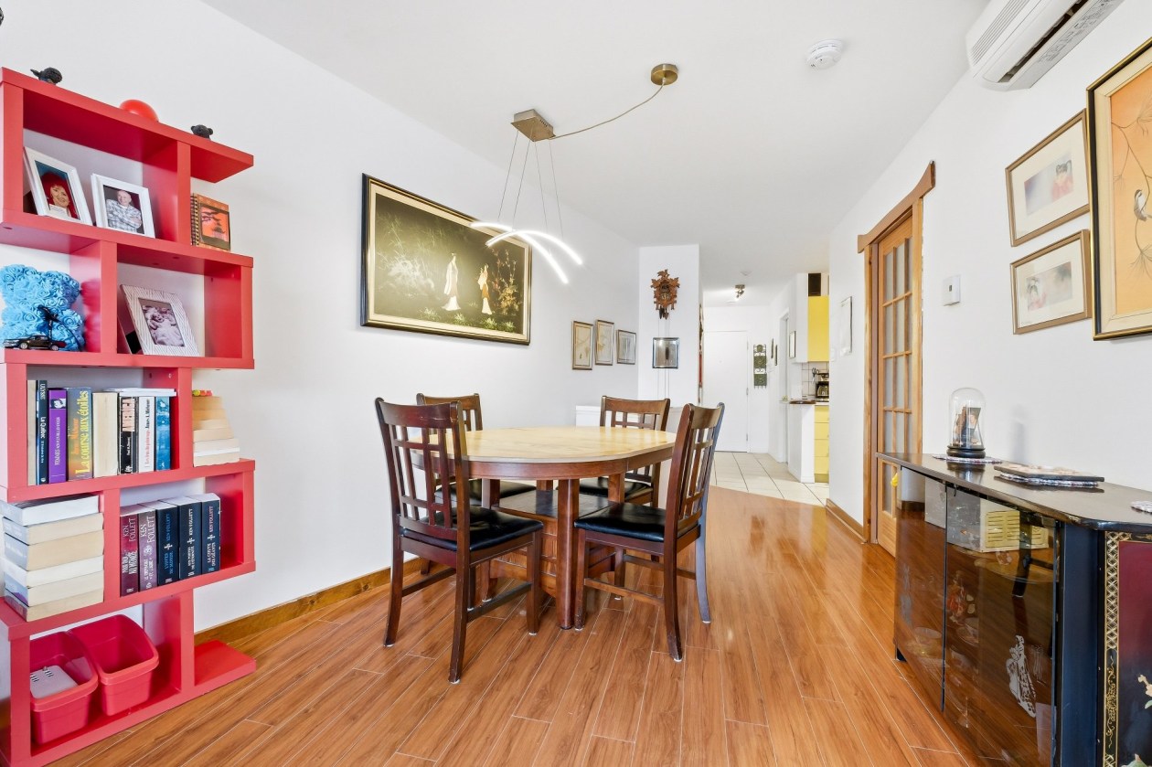 Salle à manger — 2975 Rue des Émeraudes, Longueuil