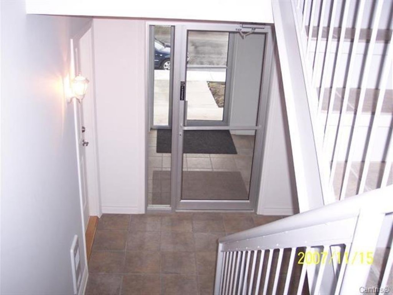 Escalier — 3996 Rue Mance, Longueuil