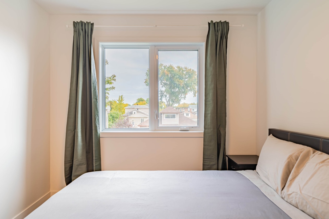 Chambre à coucher — 1920 - 1924 Rue Montcalm, Longueuil
