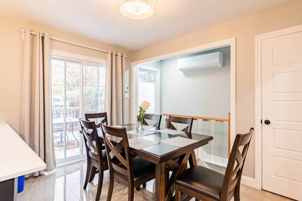 Salle à manger — 6275 Rue Baillargeon, Brossard