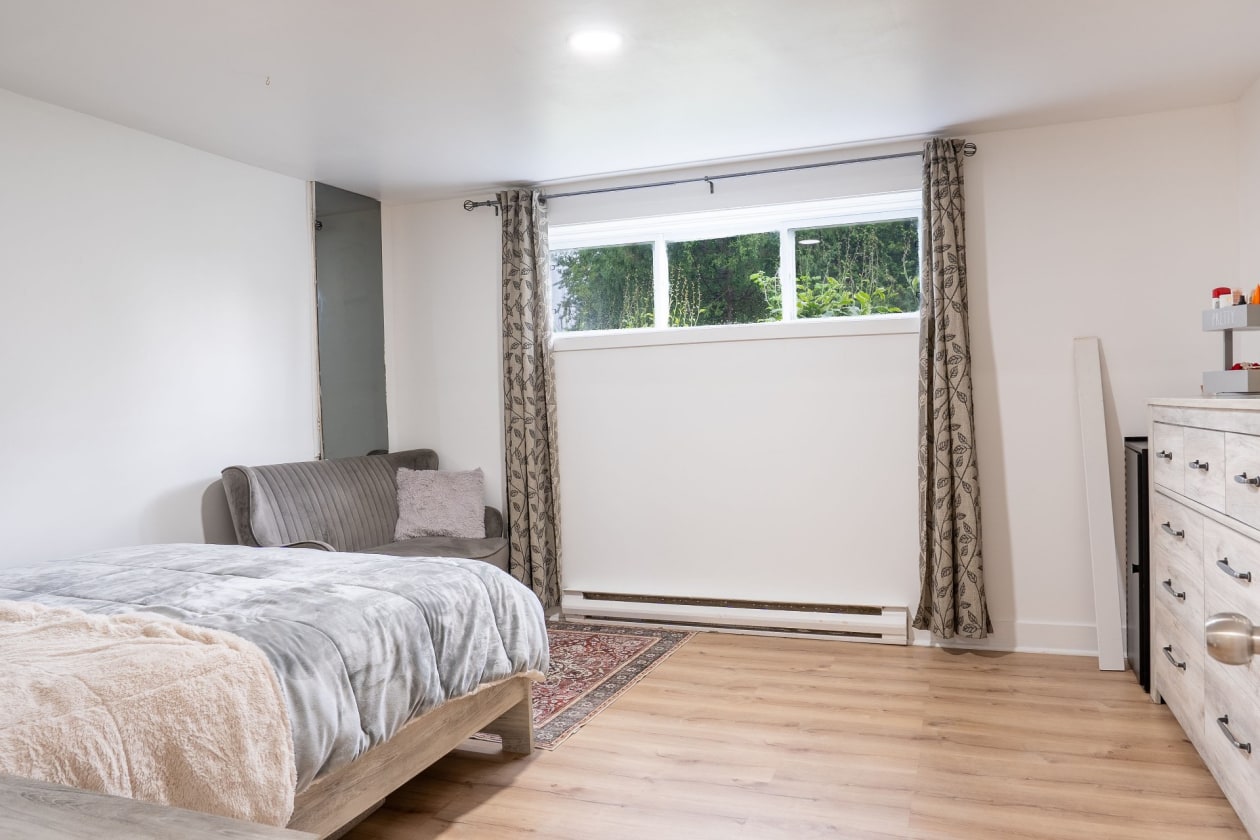 Chambre à coucher — 3515 Rue du Collège, Longueuil