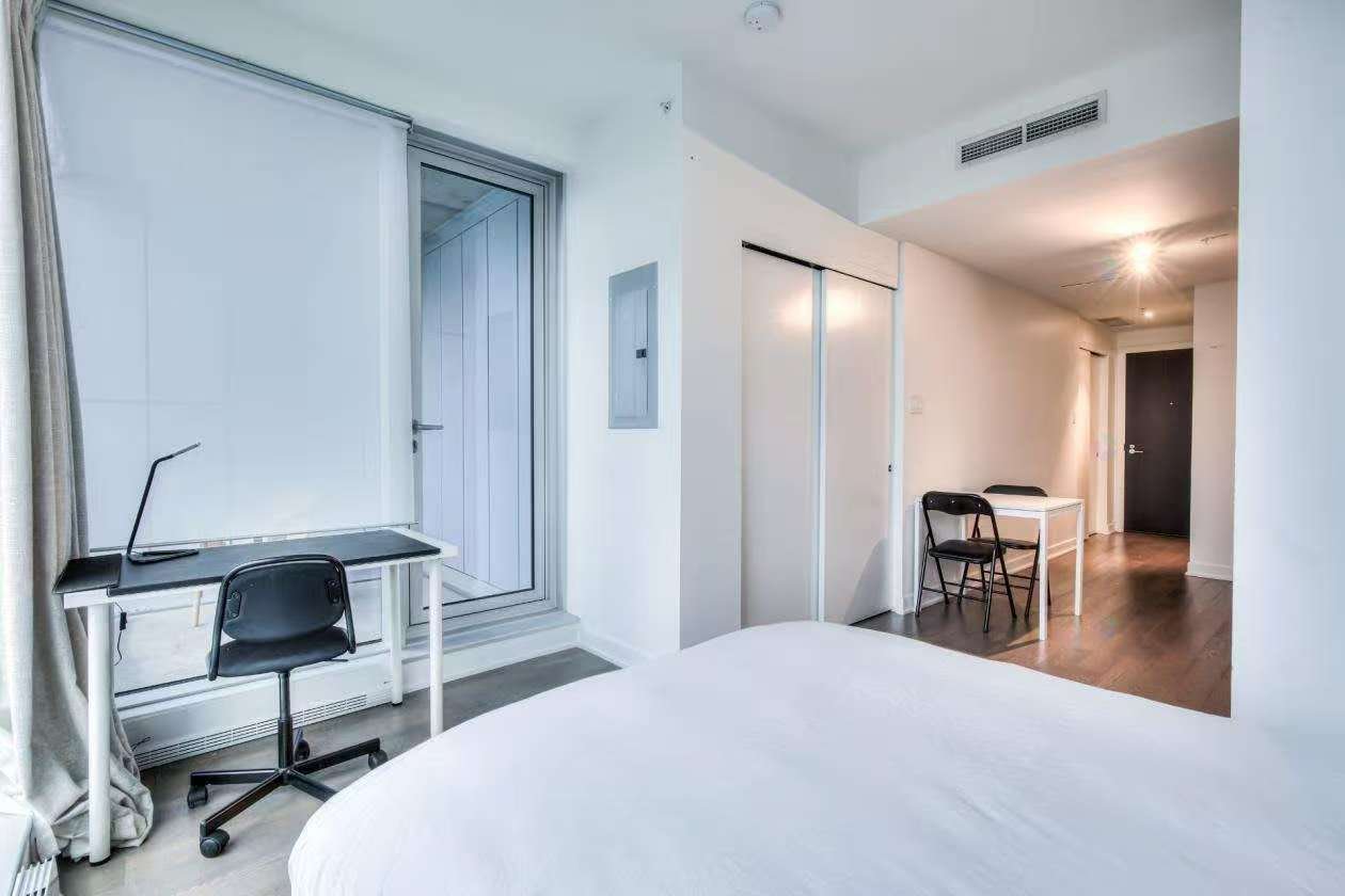 Bureau — 1155 Rue de la Montagne, Montréal