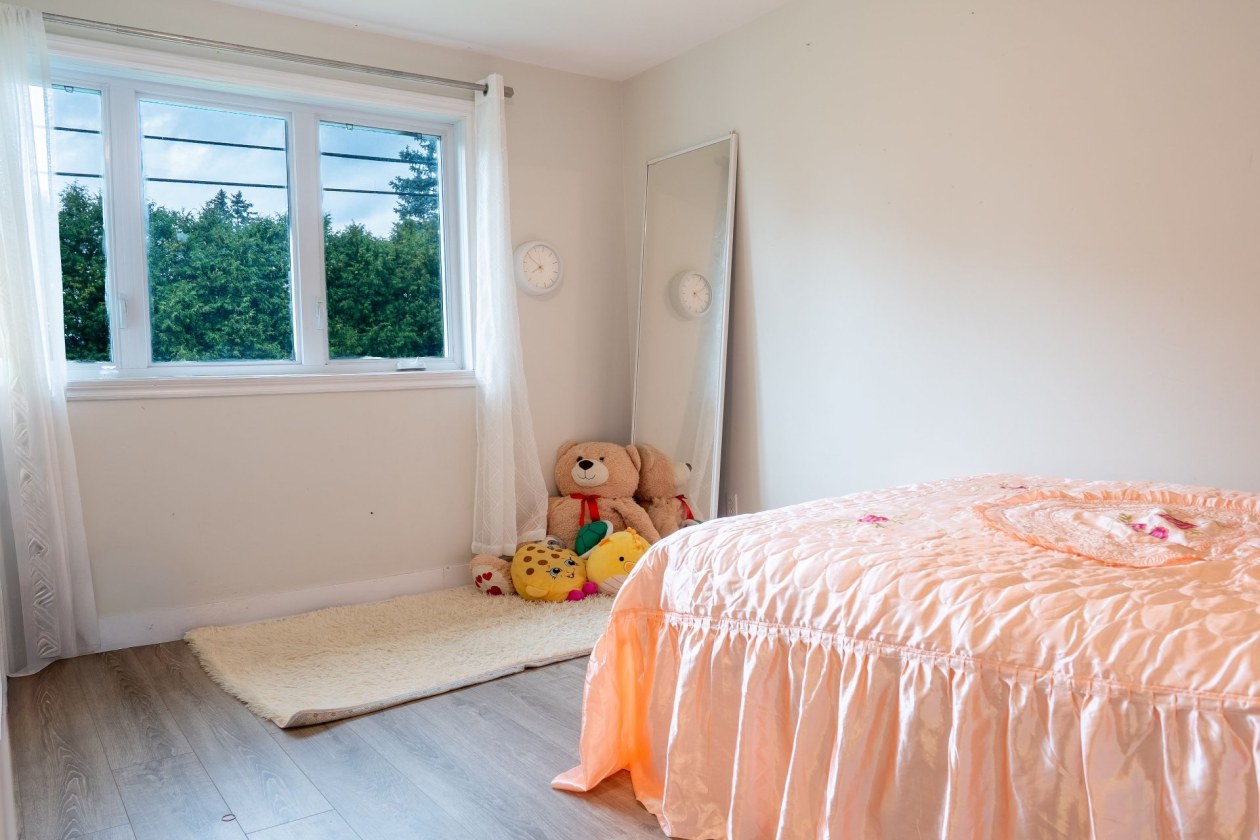 Chambre à coucher — 3515 Rue du Collège, Longueuil