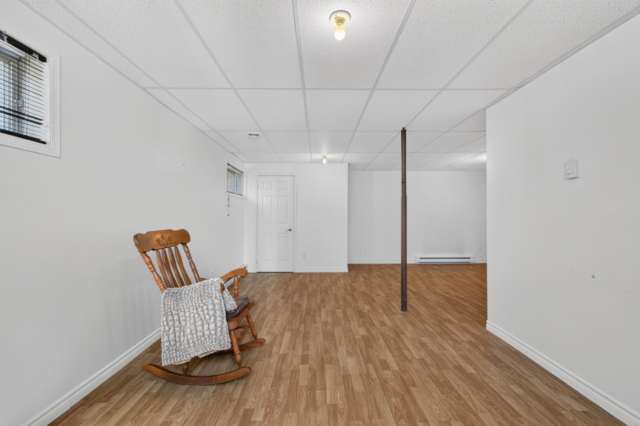Chambre à coucher — 191 Rue du Torrent, Sainte-Catherine-de-la-Jacques-Cartier