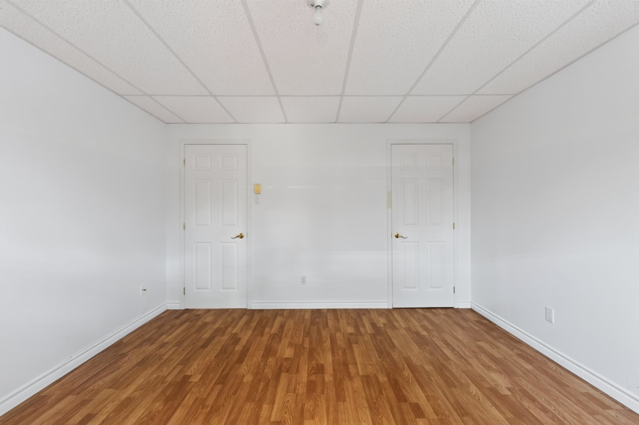 Chambre à coucher — 191 Rue du Torrent, Sainte-Catherine-de-la-Jacques-Cartier
