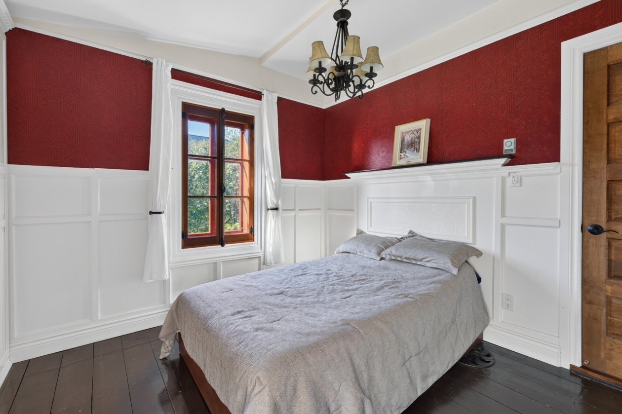 Chambre à coucher principale — 8 Rue du Collège, Pont-Rouge