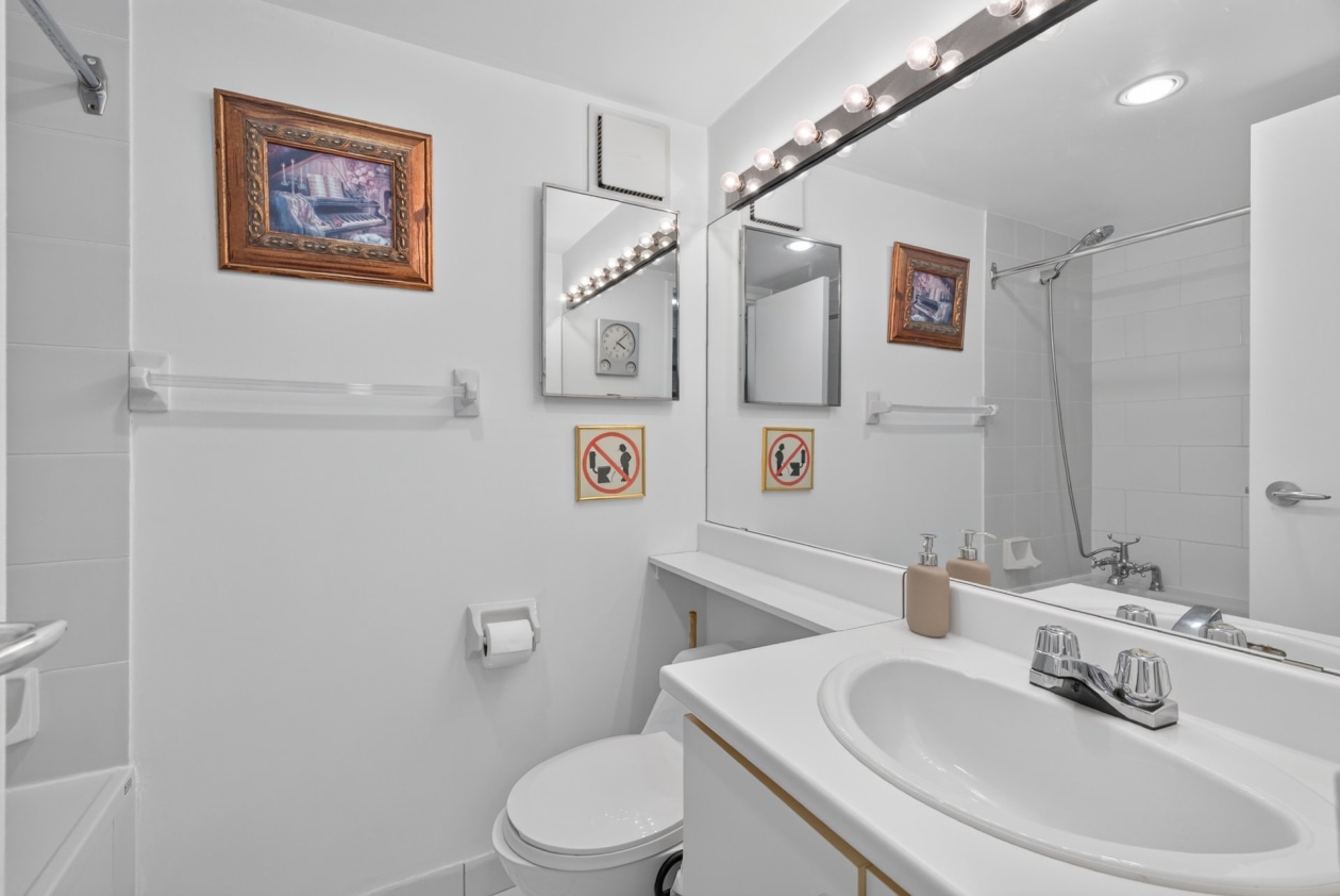 Salle de bains — 4425 Rue Le Monelier, Québec