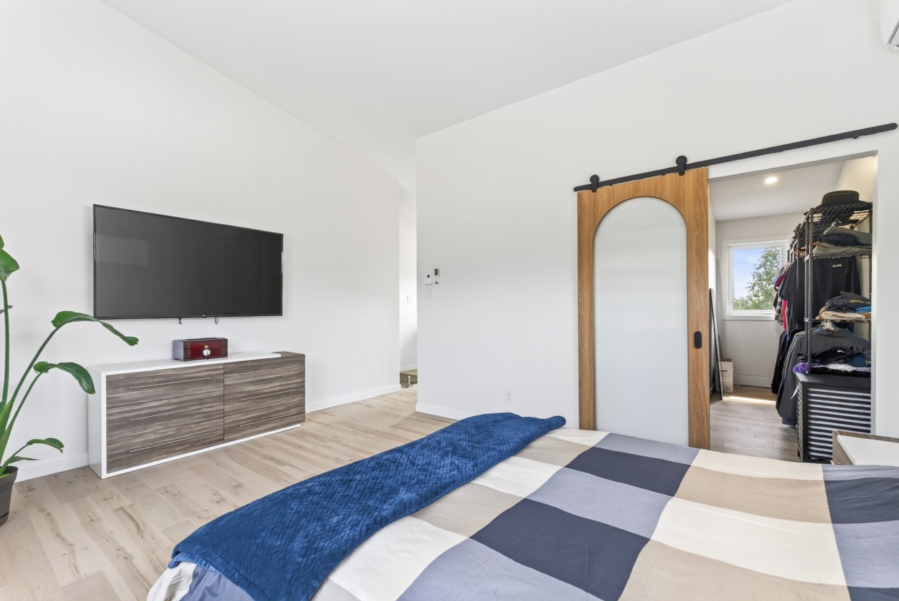 Chambre à coucher principale — 231 Rue des Glaciers, Beaupré