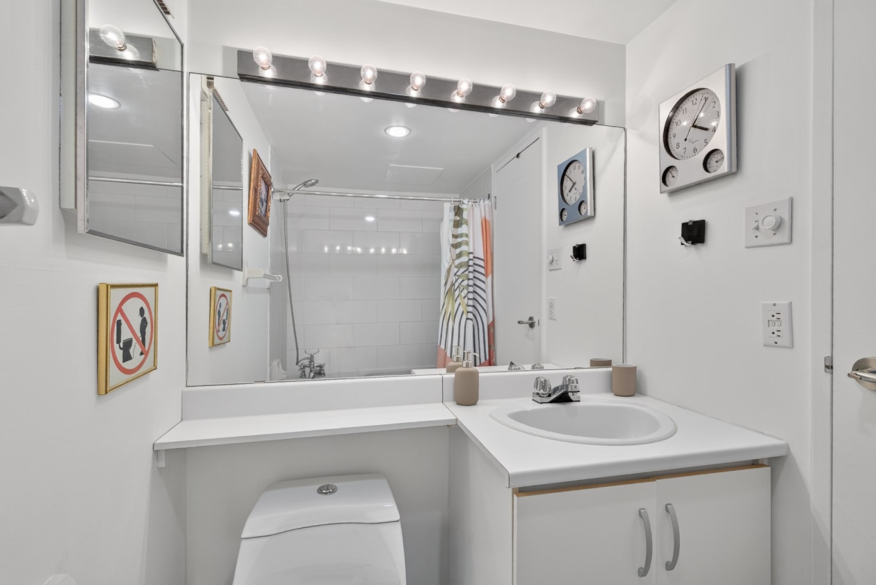 Salle de bains — 4425 Rue Le Monelier, Québec