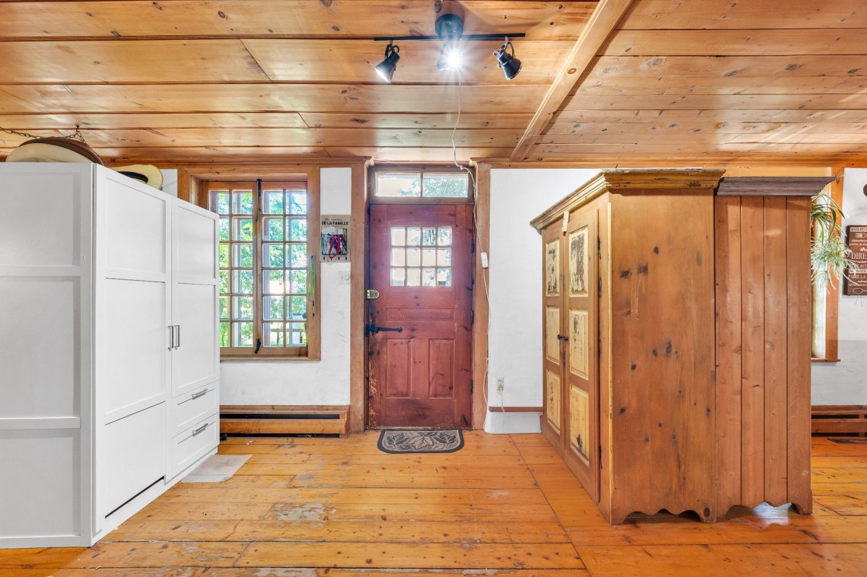 Hall d'entrée — 991 Ch. des Îles, Lévis