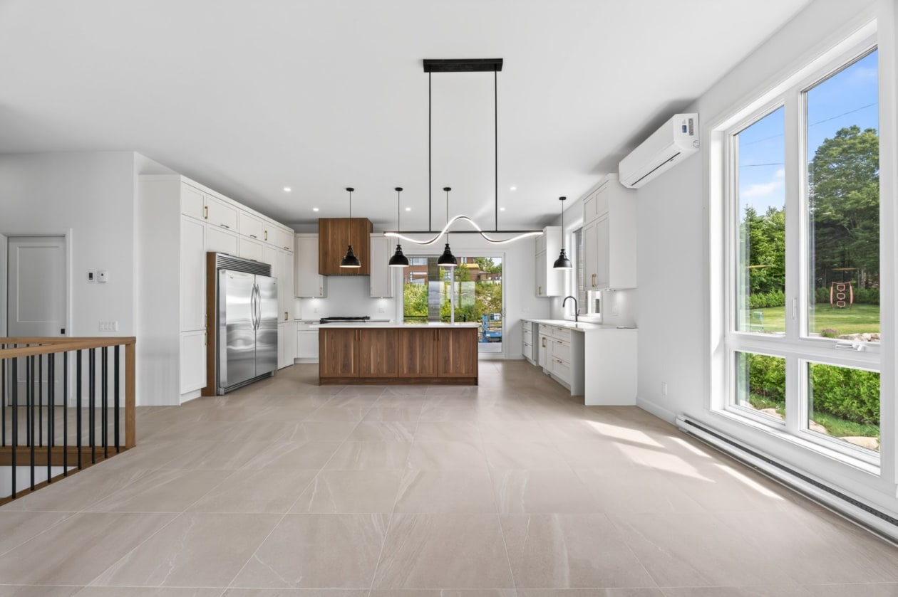 Salle à manger — 195, Rue Griffin, Shannon, G3S0S9, Shannon