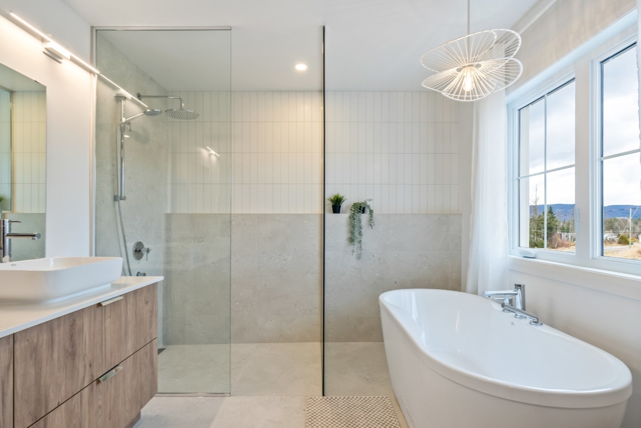 Salle de bains — 33 Rue Mainguy, Shannon