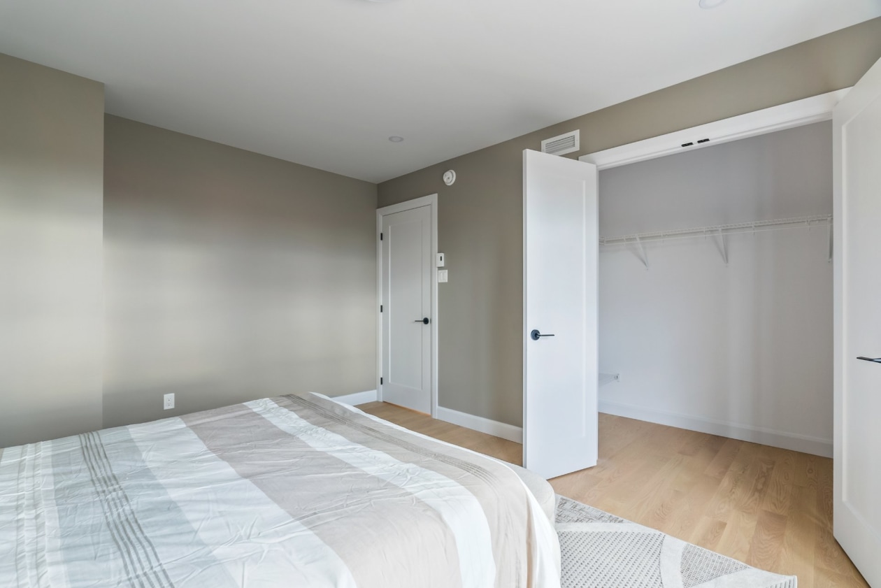 Chambre à coucher principale — 33 Rue Mainguy, Shannon