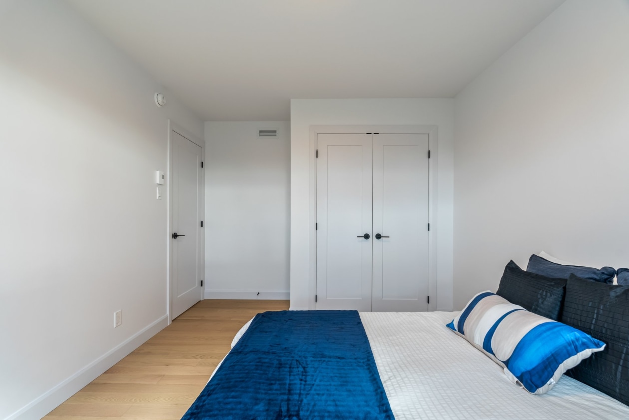Chambre à coucher — 33 Rue Mainguy, Shannon