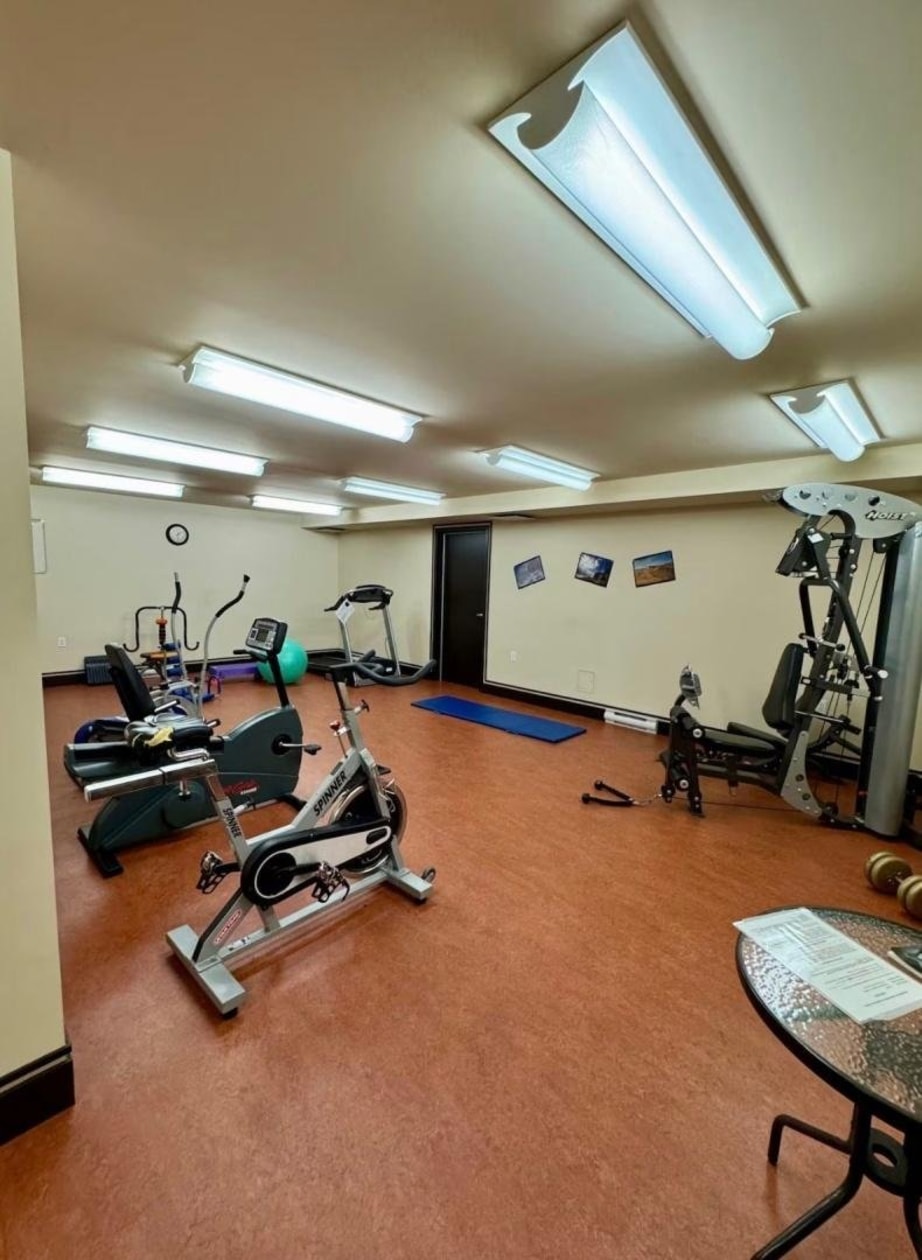 Salle d'exercice — 250Z Rue du Plateau, Beaupré