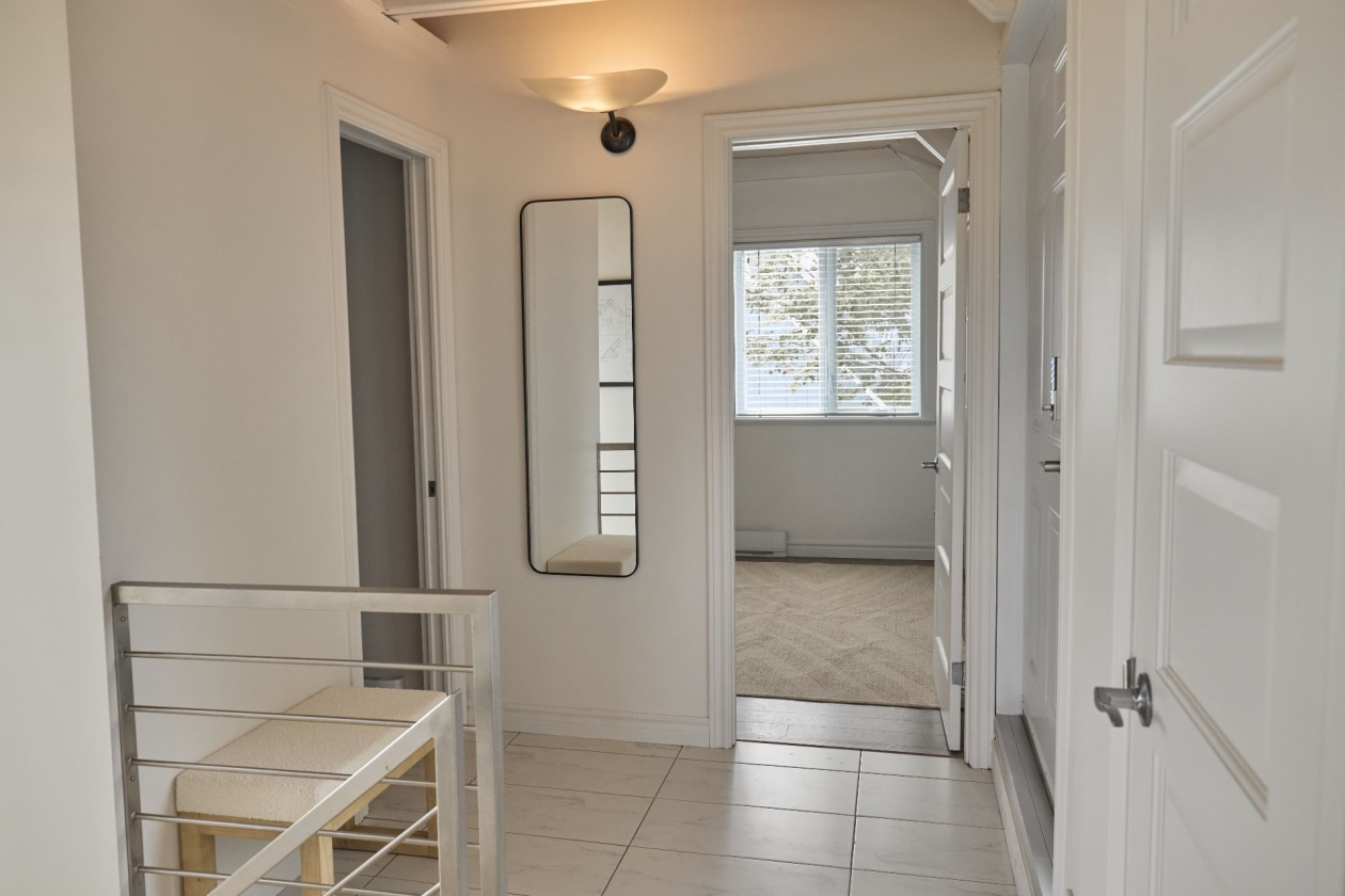 Hall d'entrée — 250Z Rue du Plateau, Beaupré