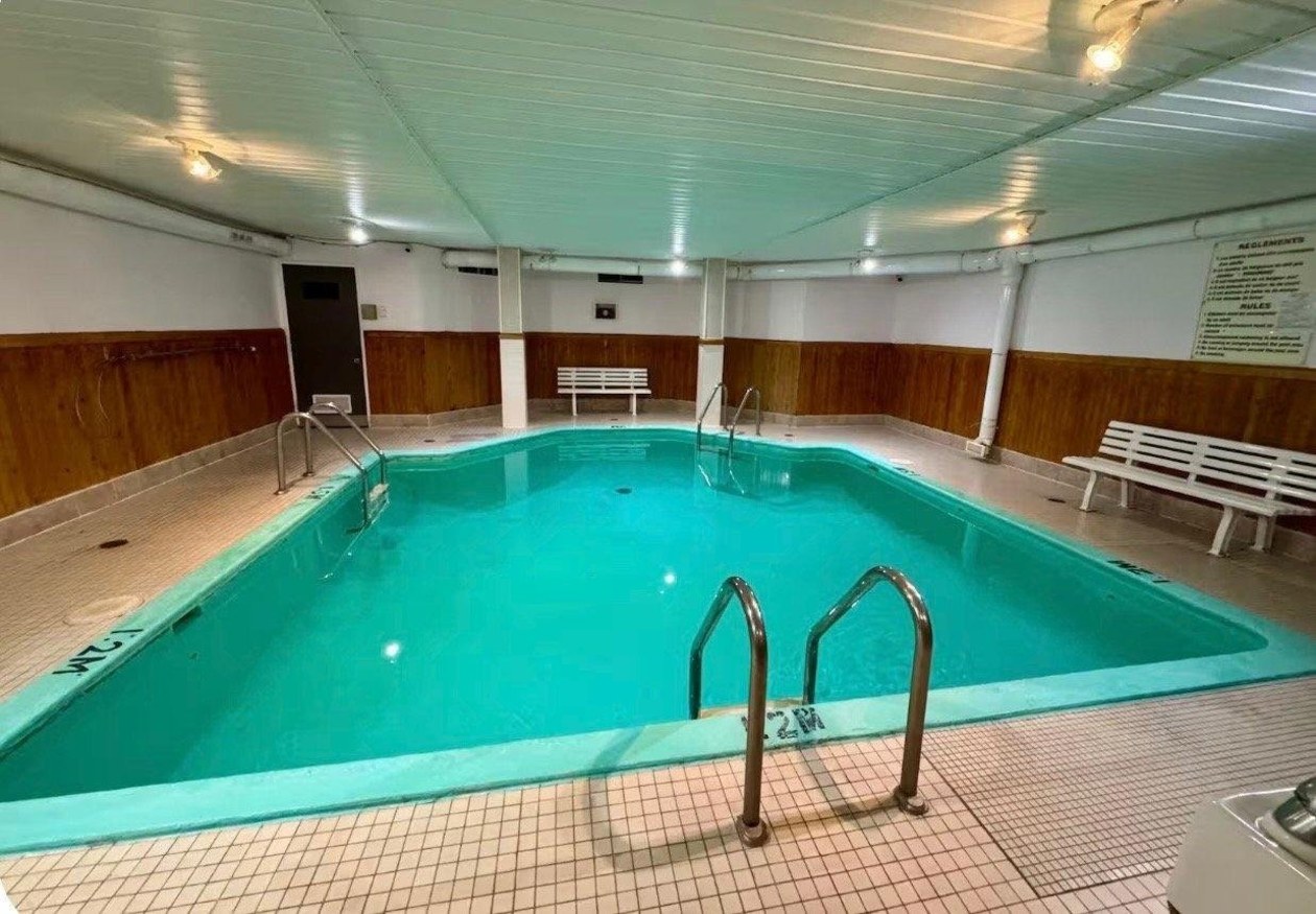 Piscine — 250Z Rue du Plateau, Beaupré
