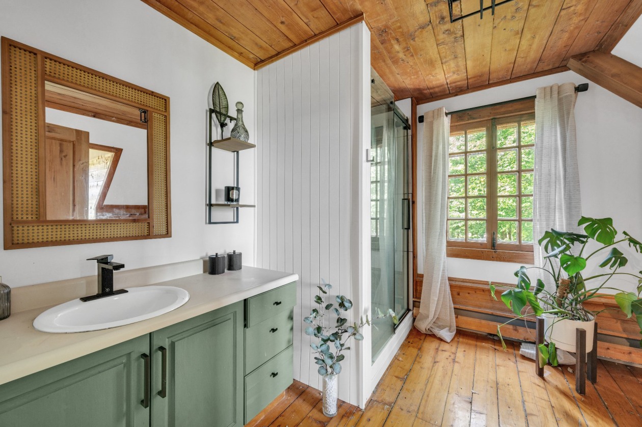 Salle de bains — 991 Ch. des Îles, Lévis