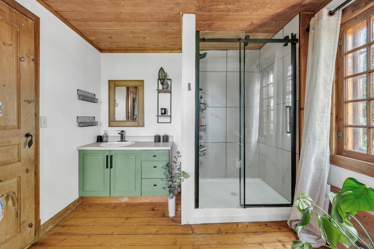 Salle de bains — 991Z Ch. des Îles, Lévis