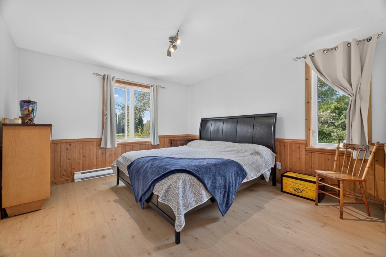 Chambre à coucher — 661 3e Rang O., Saint-Anaclet-de-Lessard