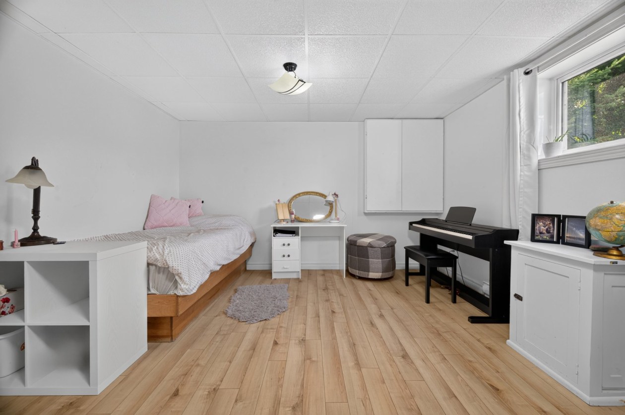 Chambre à coucher — 661 3e Rang O., Saint-Anaclet-de-Lessard