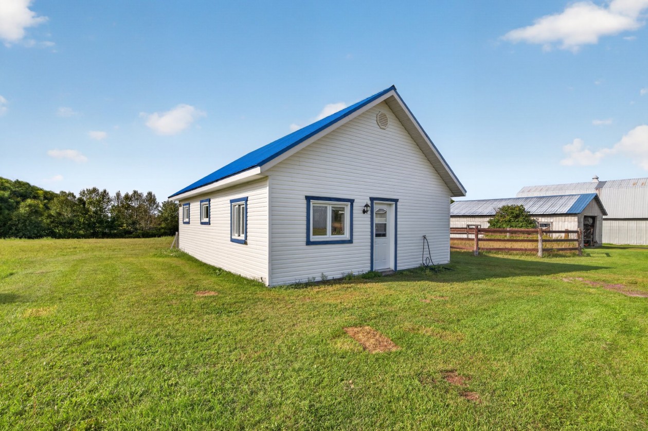 Photo 42 — 661 3e Rang O., Saint-Anaclet-de-Lessard