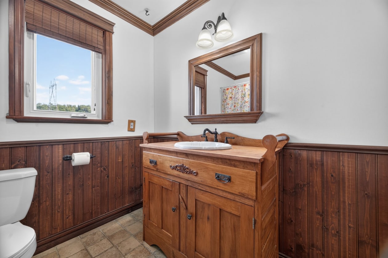 Salle de bains — 661 3e Rang O., Saint-Anaclet-de-Lessard