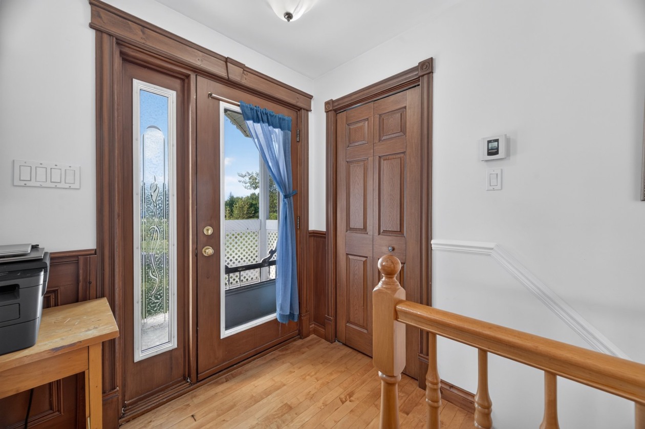 Hall d'entrée — 661 3e Rang O., Saint-Anaclet-de-Lessard