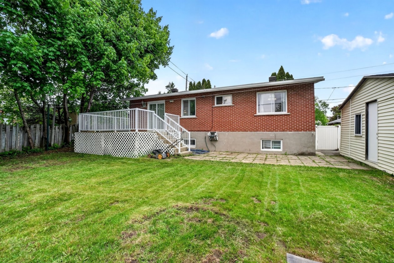 Cour — 780, Av. Curé-Cloutier, Laval (Duvernay), H7E4E4, Laval (Duvernay)