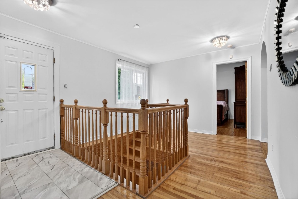 Hall d'entrée — 780, Av. Curé-Cloutier, Laval (Duvernay), H7E4E4, Laval (Duvernay)