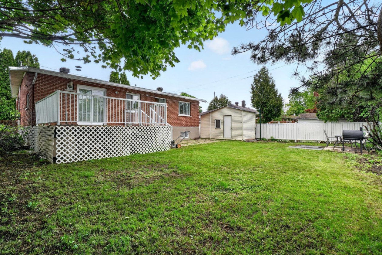 Cour — 780, Av. Curé-Cloutier, Laval (Duvernay), H7E4E4, Laval (Duvernay)