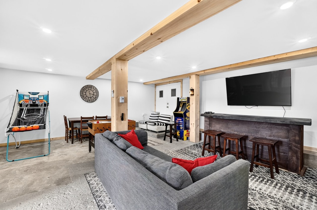 Salle familiale — 865, Rue de la Montagne, Saint-Calixte, J0K1Z0, Saint-Calixte