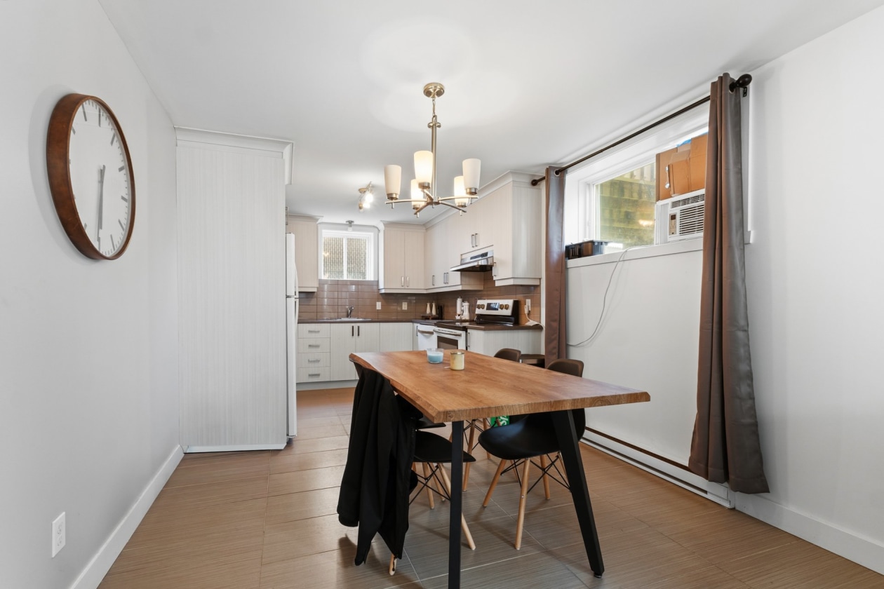 Salle à manger — 9605Z - 9607Z Rue Yvon-Paiement, Mirabel