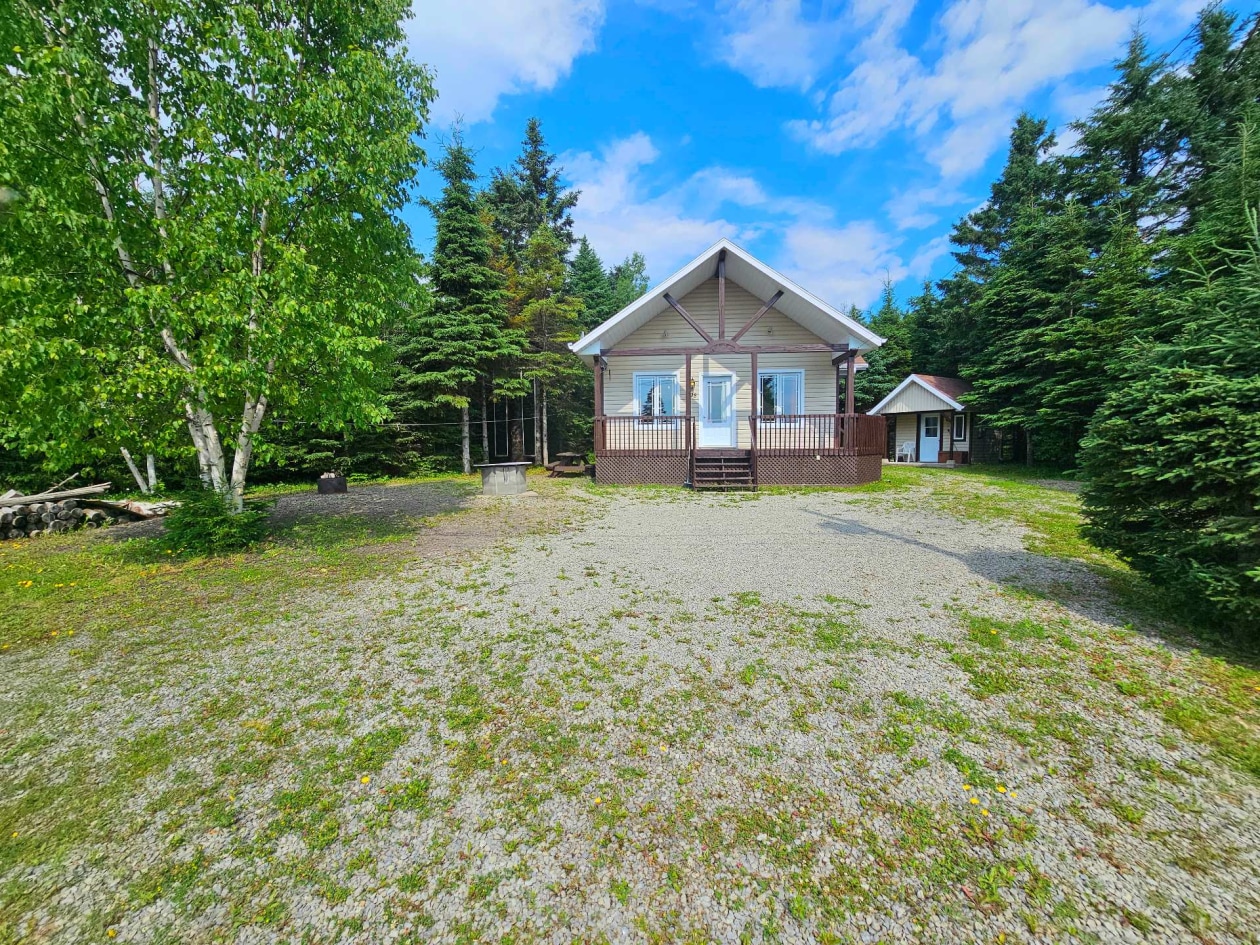 Extérieur — 98 Ch. du Lac-Lavoie, Saint-Alexandre-des-Lacs