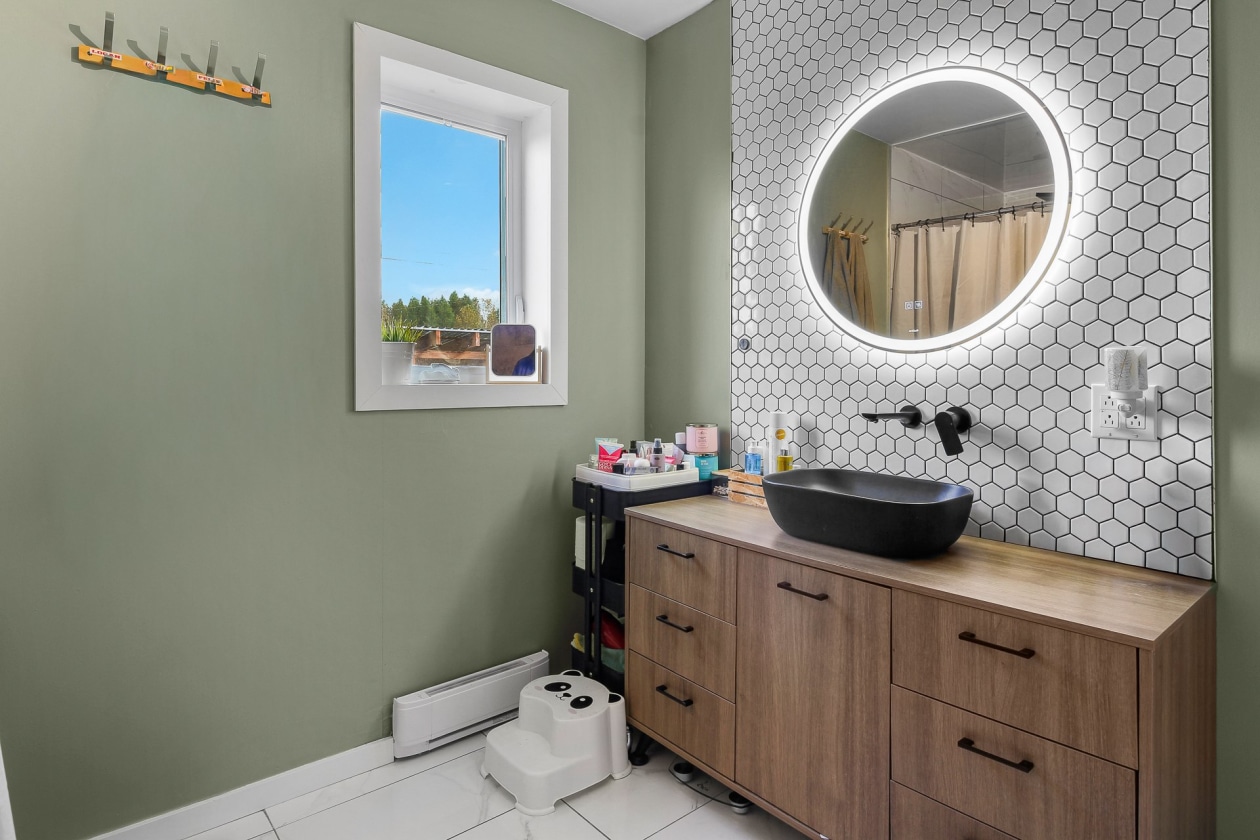 Salle de bains — 211 Rue de l'Alizé, Saint-Honoré