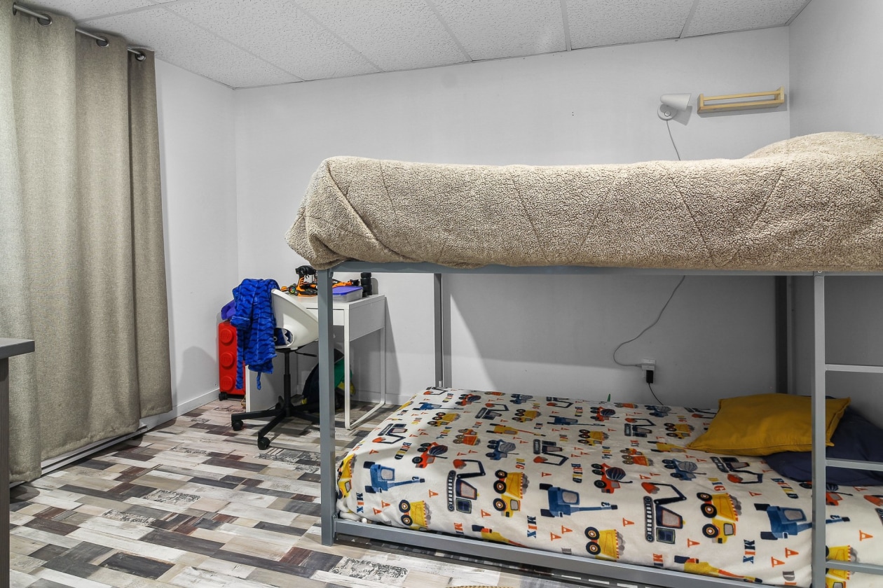 Chambre à coucher — 211 Rue de l'Alizé, Saint-Honoré