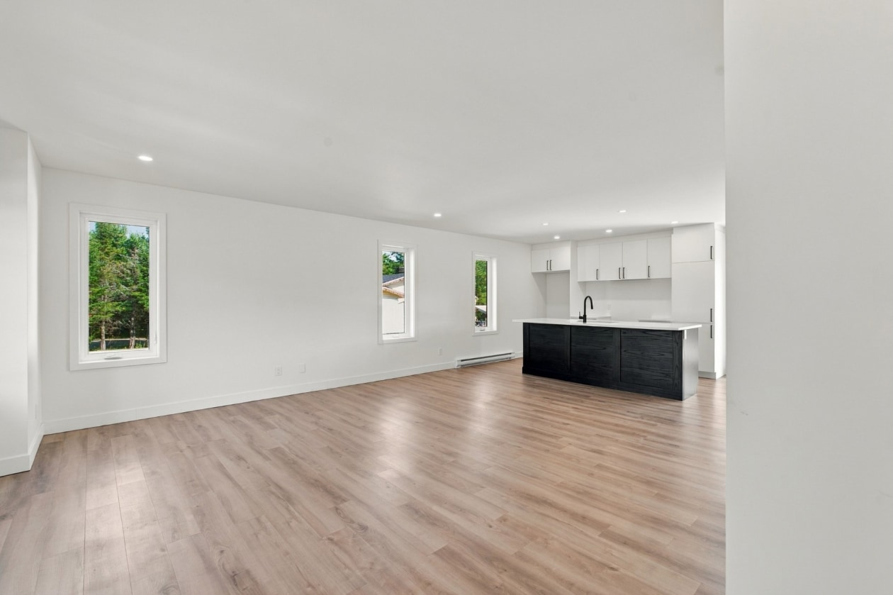Vue d'ensemble — 993 - 997 Rue Principale, Saint-Côme